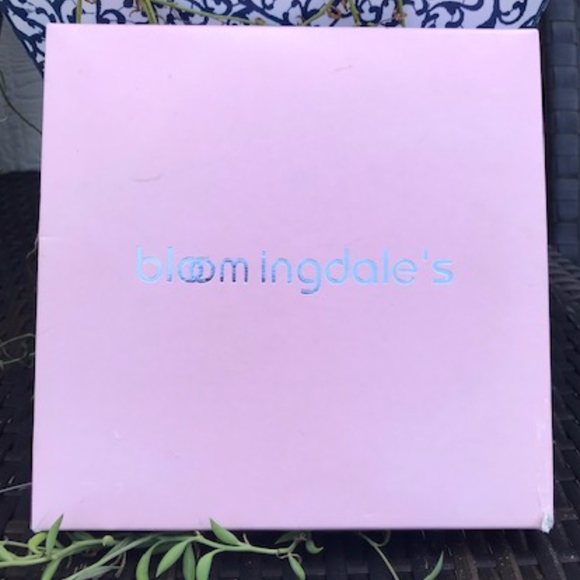 NWOT Black Pearls by Bloomingdale's - Picture 9 of 10